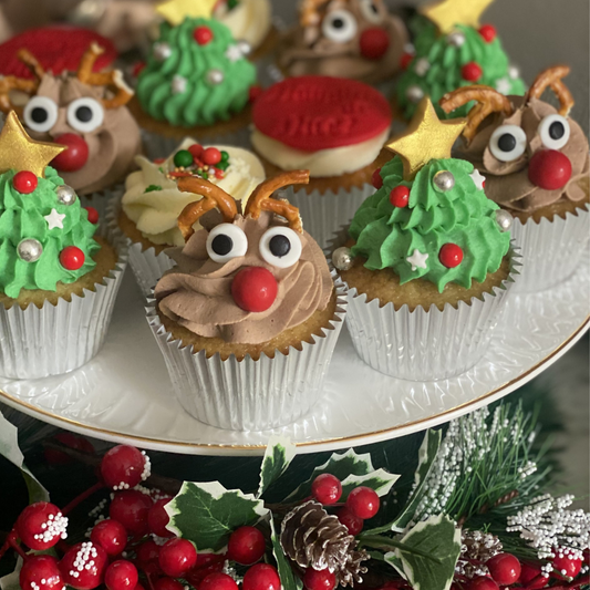 Mini Reindeer & Cupcake Duo
